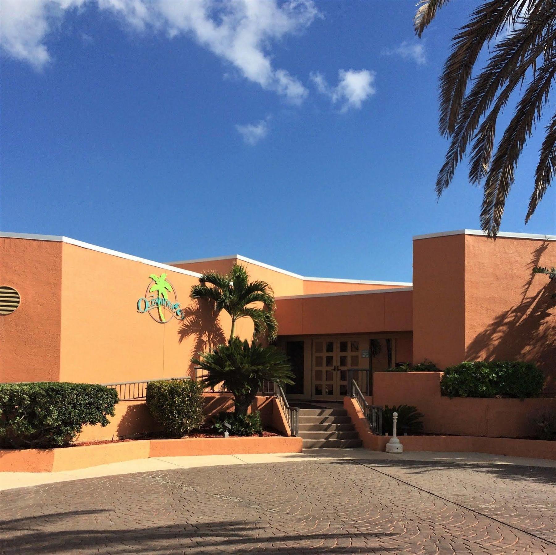 Oceanique Resort Indian Harbour Beach Exterior foto