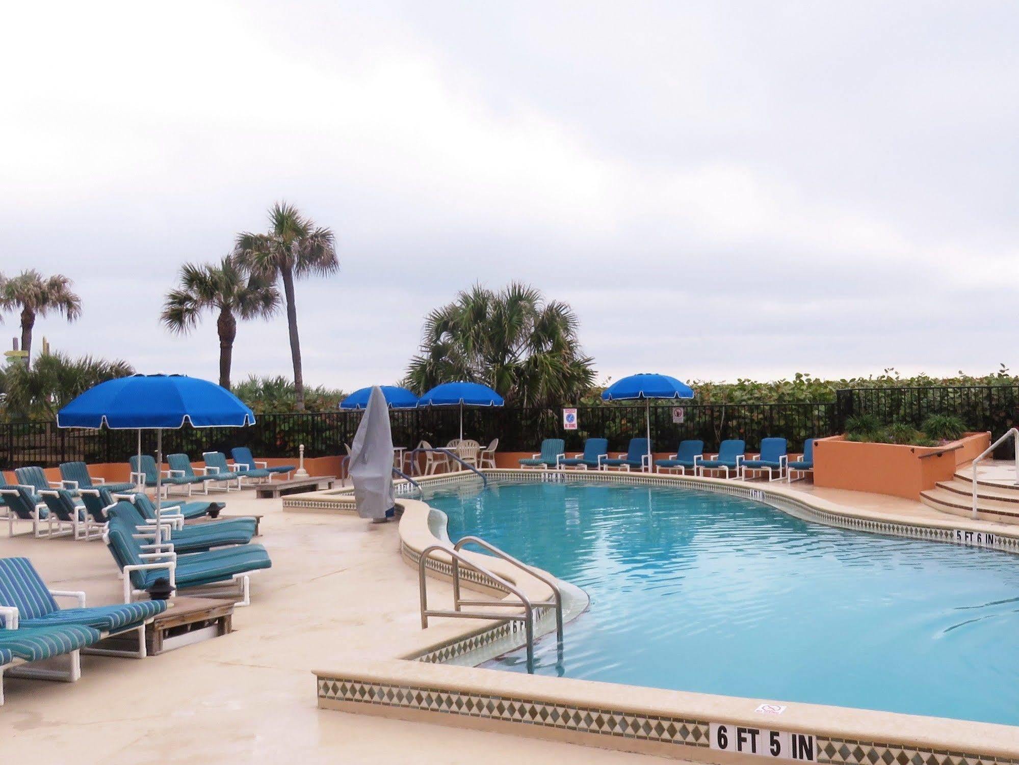 Oceanique Resort Indian Harbour Beach Exterior foto